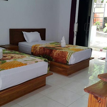 Jo Homestay Selong Belanak Bagian luar foto